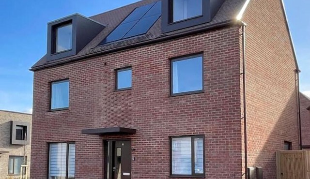 Brand New Executive House nr Science Parks