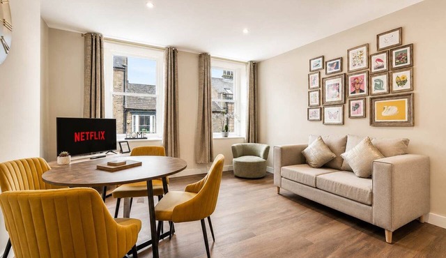 Castle-side 2 Bed - Stroll to Historic Attractions in County Durham