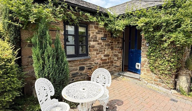 Charming Barn Conversion | Dog Friendly | Sleeps 4 in Cornwall