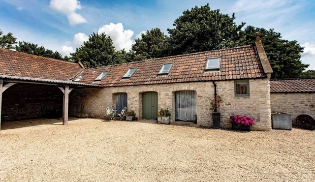 Charming Barn Retreat near Cotswolds & Bath
