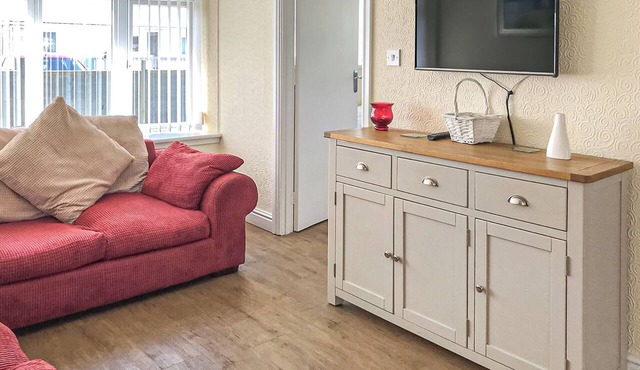 Comfortable bungalow with one double and one twin. in Chapel St Leonards