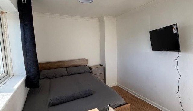 Comfy room 4 Gatwick