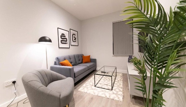 Convenient 2 Bed Apartment in Waterloo Liverpool