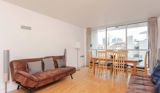 Cosy and Spacious 3 BD flat on Bermondsey St