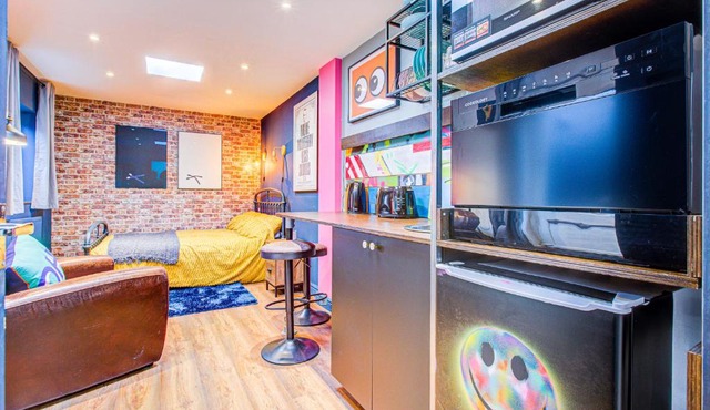Cosy Studio flat near hospital - Pass the Keys