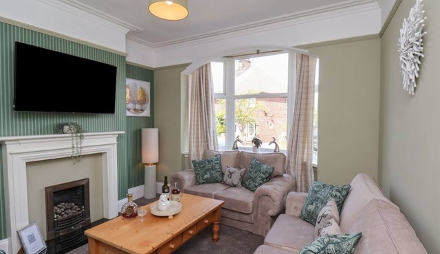 Crescent Bay House, Filey