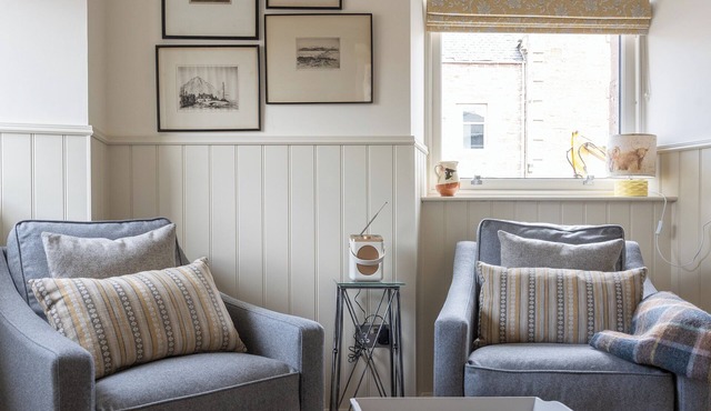 Croft House - UK7555