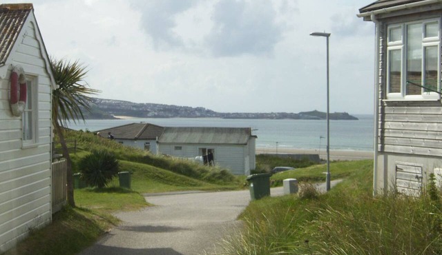 D17 Vellanoweth, Riviere Towans