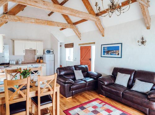 Dovecotes - Uk6726