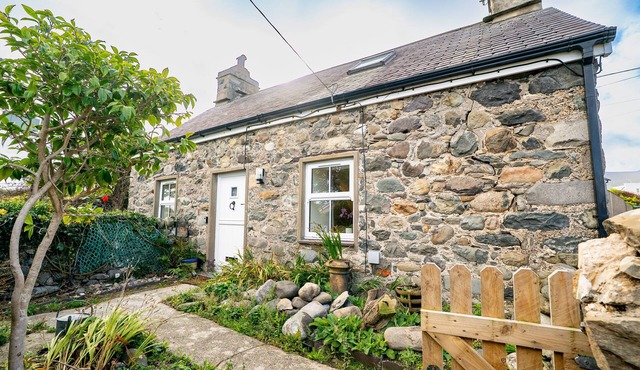 Dyserth - a self catering cottage that sleeps 4 guests in 2 bedrooms