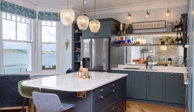 Exceptional Views, Exquisite Interiors, and Coastal Luxury in Looe
