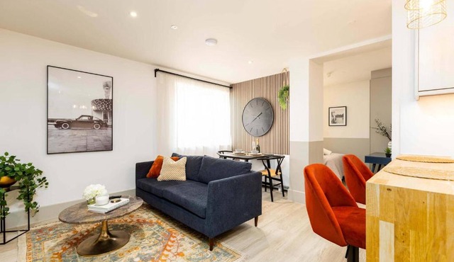 Flat 6 Pelican House