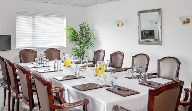 Foxfields Country Hotel