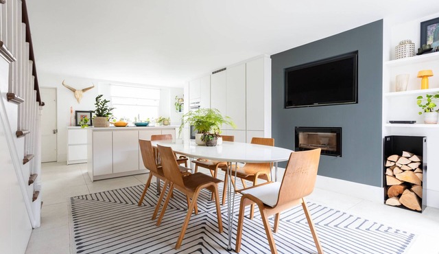 Gladstone Street - Three Bedroom House, Sleeps 5