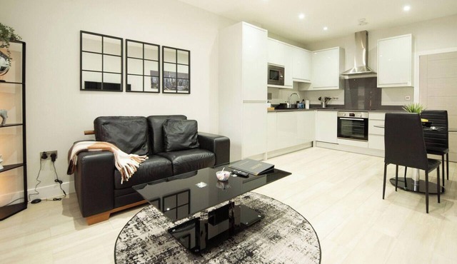 Ground Floor Town Centre Apartment