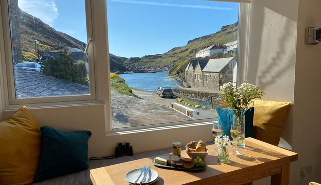 Harbour Light, Boscastle. 2bed in Boscastle