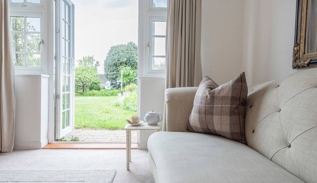 Holly Tree Cottage, Wangford