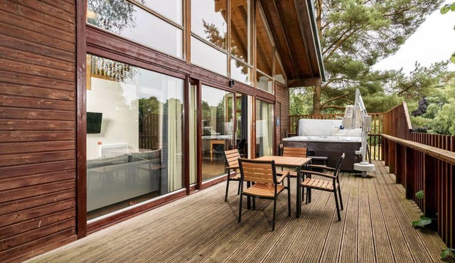 Keldy Classic Silver Birch Cabin, Pickering in Pickering