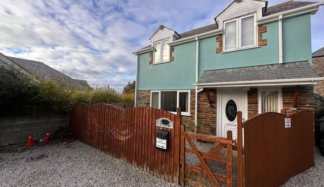 Kingfisher House, Tintagel