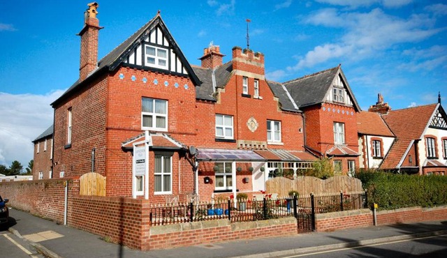 Launceston Villa