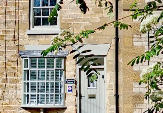 Lavender Cottage, Grade 2 Listed Period Stone Built Cottage In Pickering, North Yorkshire
