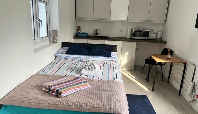 Ldn Studio-Free Parking-15 min to Elizabeth Line in Dagenham