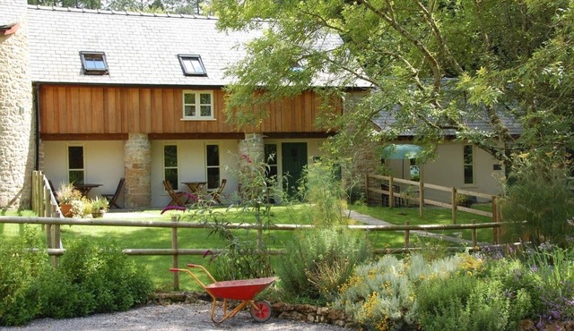 Linum Barn, Converted Flax Mill, Rural tranquility
