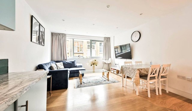 London Bridge | Tower Bridge | Borough Market