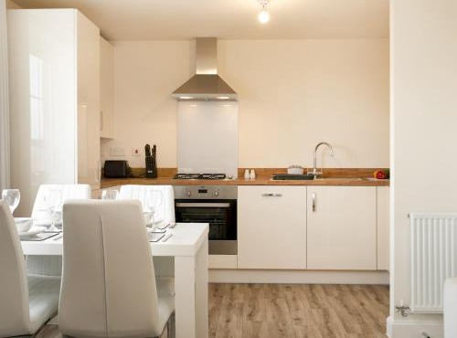 Luxurious 2-Bed Nottingham Retreat with Parking - Pass the Keys