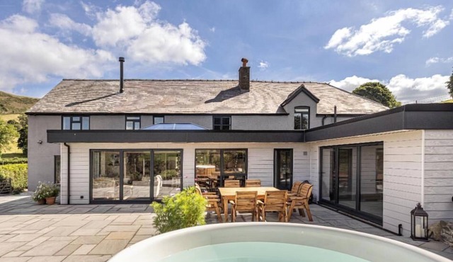 Luxurious countryside retreat set in 9 acres of land, featuring a games room and hot tub