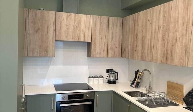 Luxurious & spacious central modern 2bed flat