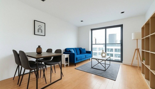 Luxury Studios | E8 4DN | Balcony