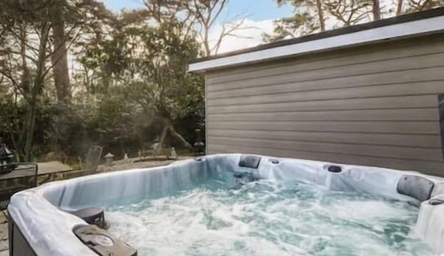 Luxury6BedHouse-HotTub-GamesRoom
