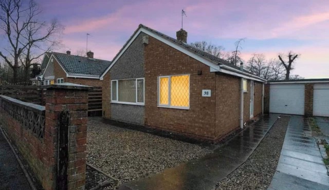 Modern 2BR | Middlesbrough | Parking