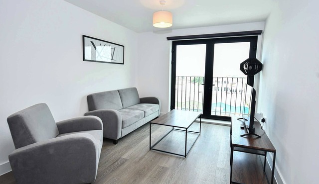 Modern & Convenient 2 Bedroom Liverpool Apartment