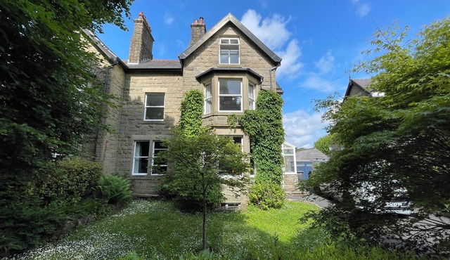MONTCLAIR, pet friendly, with open fire in Buxton in Buxton