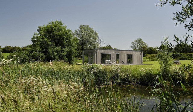 Nunney Lodge - A peaceful, rural retreat on the outskirts of Frome, near Longleat Safari Park and Ba