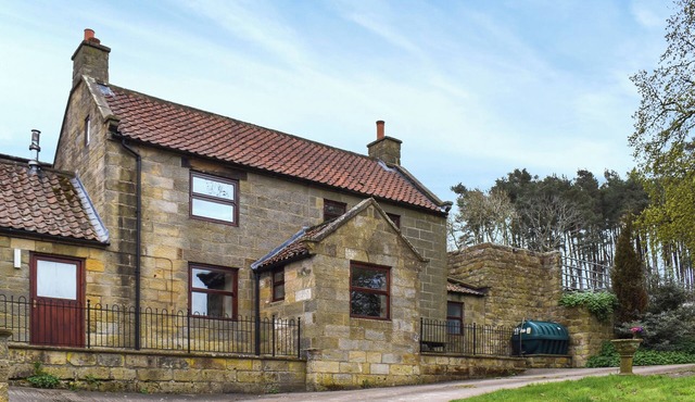 Oak Cottage - UK49563
