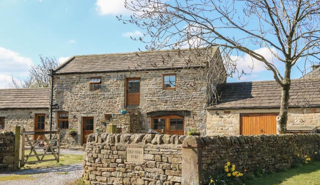 Old Hall Byre