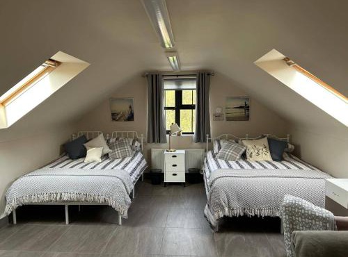 Omagh Studio b&b with Light Breakfast Inc in Omagh