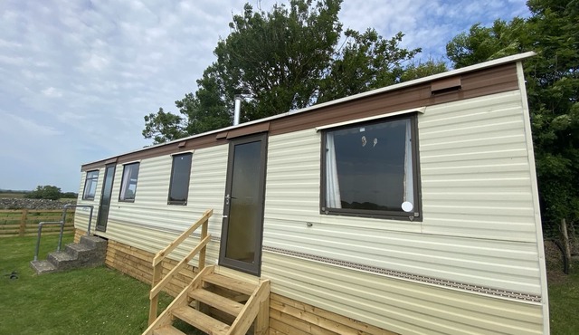 Peaceful Countryside Caravan Near Rhosneigr, Anglesey