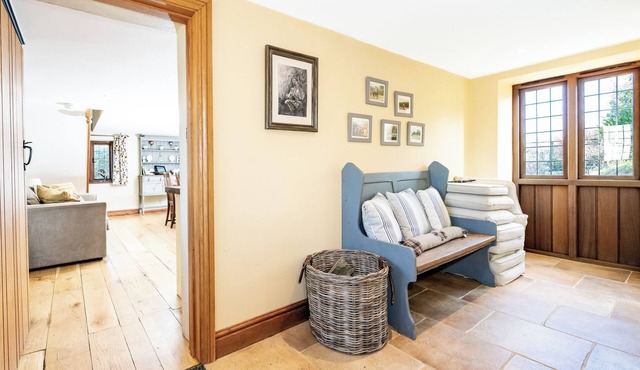 Pleasant Spot | Dorset Cottage with Stunning Blackmore Vale Views
