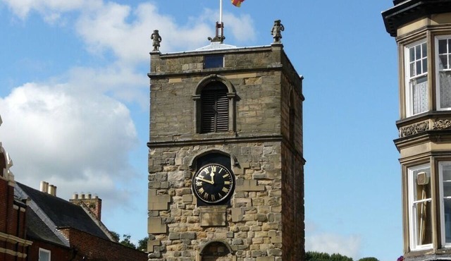 Premier Lodge