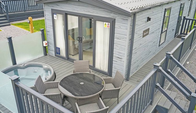 Premium 2 bed HT Pet