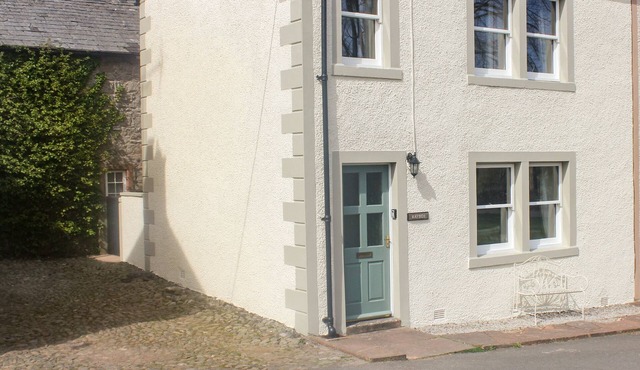 RAYSIDE, pet friendly, character holiday cottage in Stainton, Cumbria