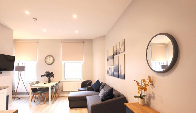 Relaxing Retreat in Cheltenham