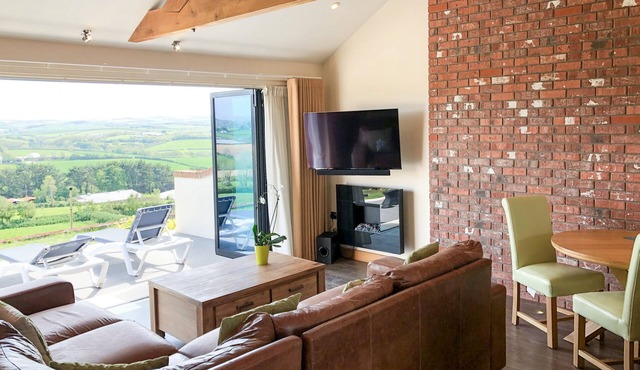 Romantic self catering apartment near Bude, Cornwall