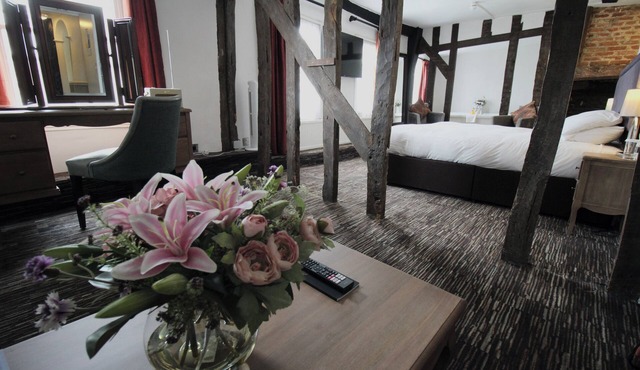 Saracens Head Hotel