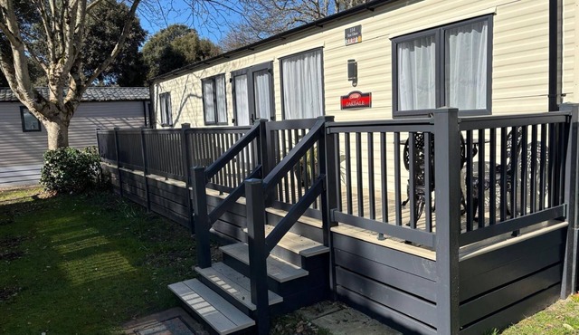 Sea Glass - a stylish coastal retreat at Sandhills Holiday Park, Mudeford
