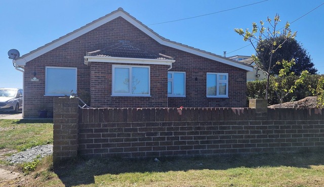 Sea Palling 2 bed/2 bath beach apartment Sleeps 4